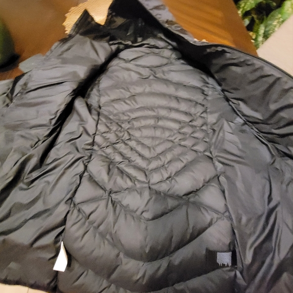 Coat - Picture 4 of 7